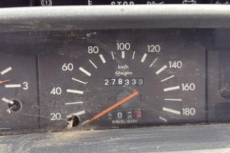 Porte avant droit PEUGEOT 205