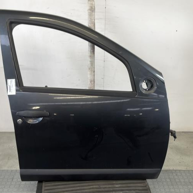 Porte avant droit DACIA SANDERO 1 Photo n°1