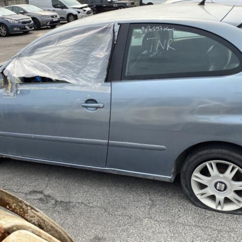 Porte avant droit SEAT IBIZA 3 Photo n°12