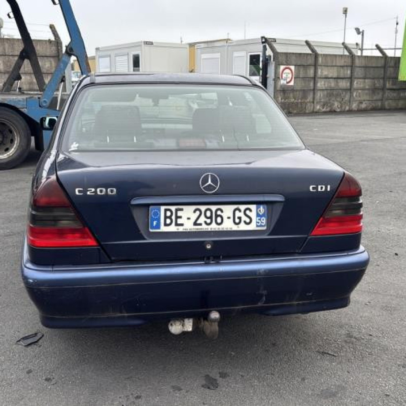 Porte avant droit MERCEDES CLASSE C 202 Photo n°11