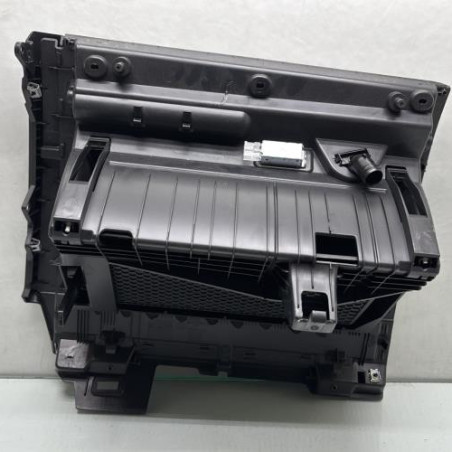 Boite a gants VOLKSWAGEN TOURAN 3