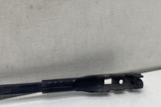 Bras essuie glace avant gauche MERCEDES CLASSE A 176
