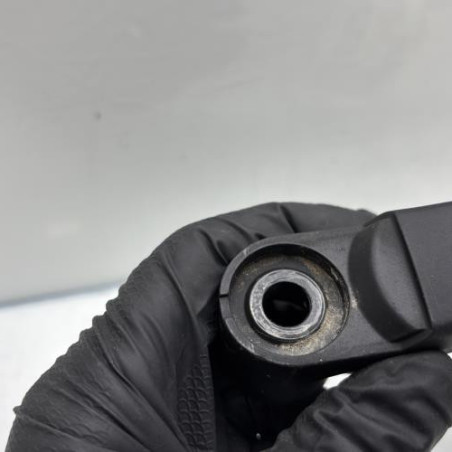 Bras essuie glace avant gauche ISUZU D-MAX 2