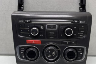 Bouton de warning CITROEN C4 2 Photo n°1