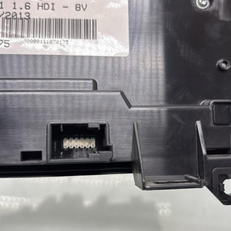 Bouton de warning CITROEN C4 2 Photo n°3