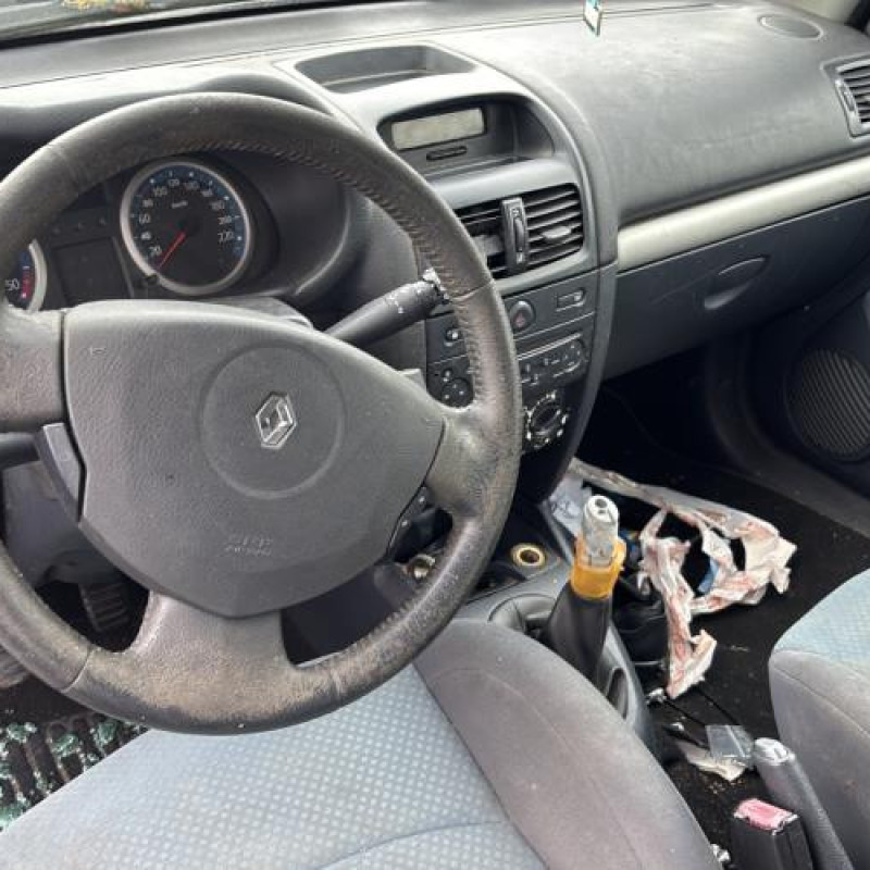 Capot RENAULT CLIO 2 Photo n°18