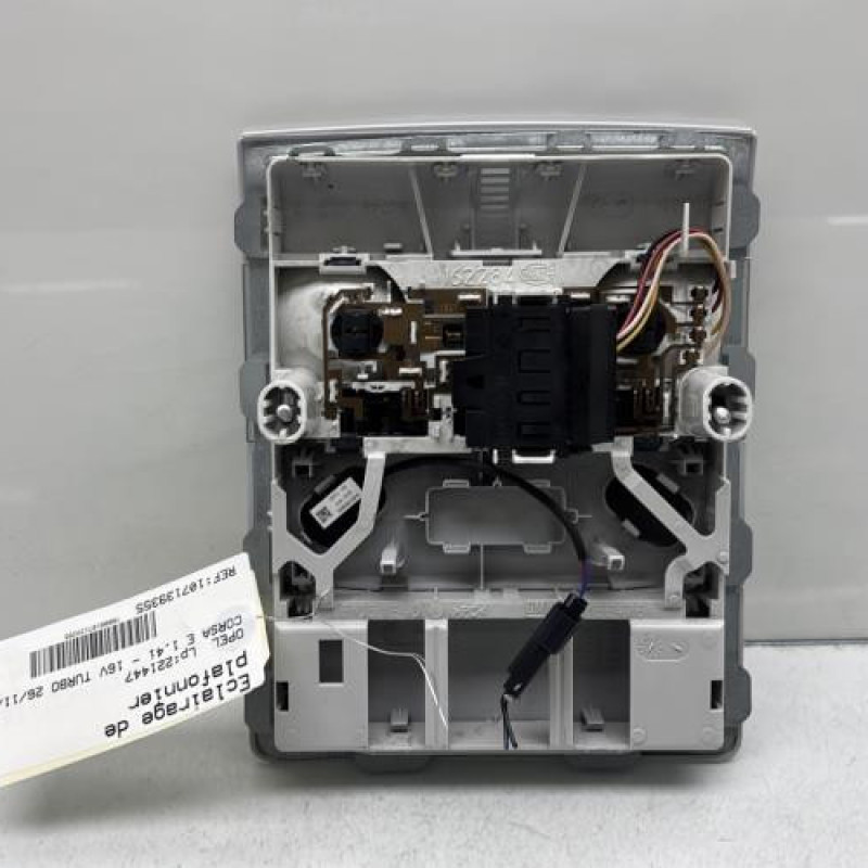 Eclairage de plafonnier OPEL CORSA E Photo n°5