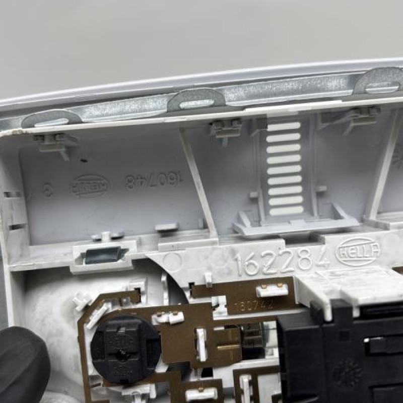 Eclairage de plafonnier OPEL CORSA E Photo n°7