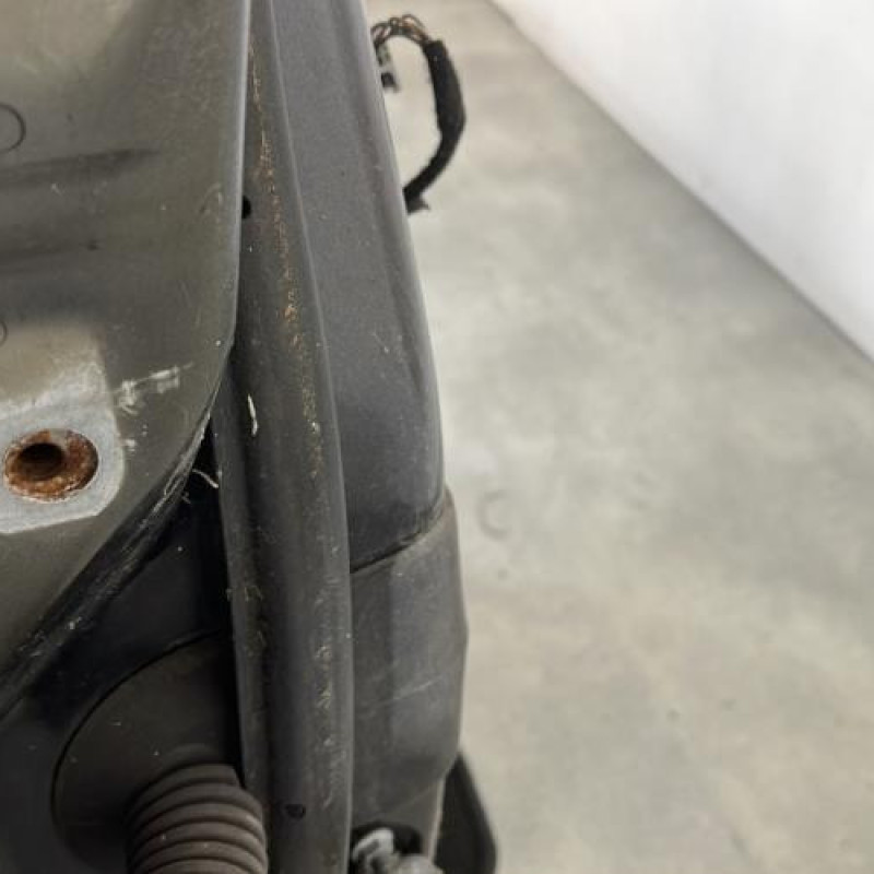 Porte avant droit FORD FIESTA 6 Photo n°4