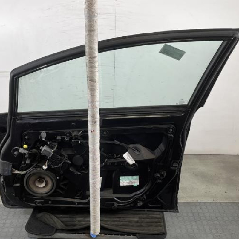Porte avant droit FORD FIESTA 6 Photo n°6