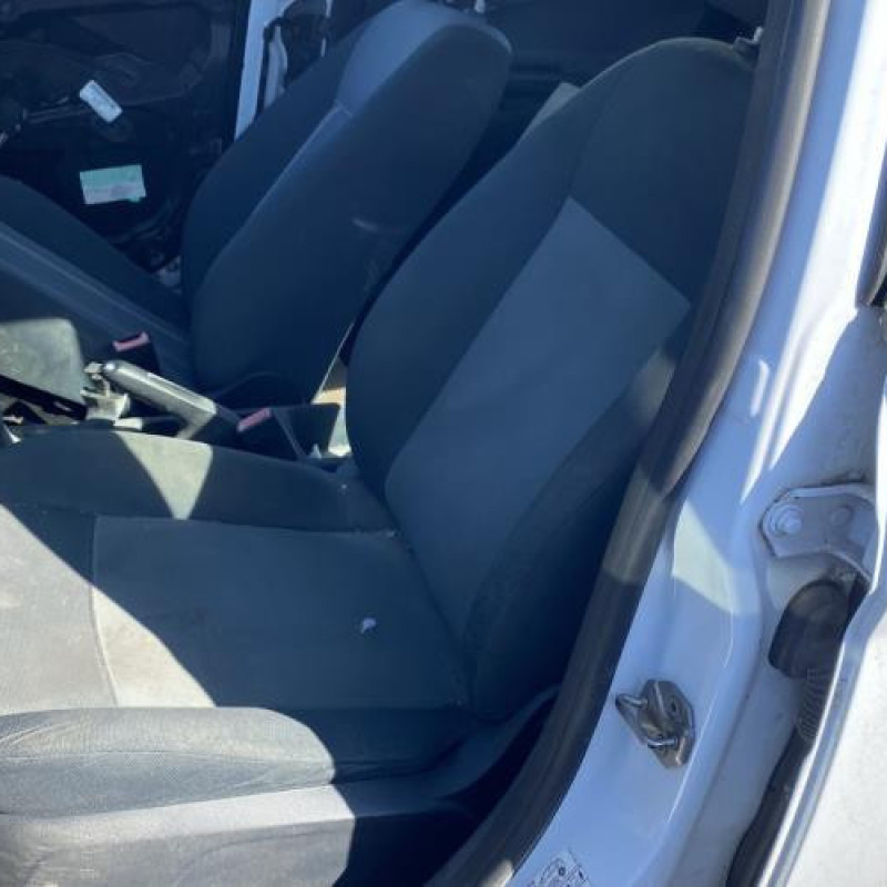 Porte avant droit FORD FIESTA 6 Photo n°16