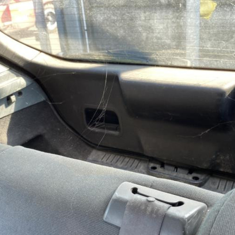 Porte avant droit FORD FIESTA 6 Photo n°18