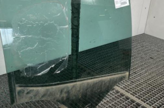 Vitre arriere droit RENAULT MEGANE 4