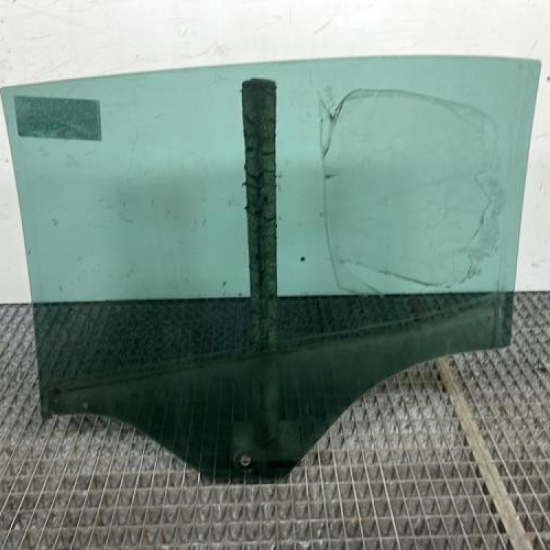 Vitre arriere droit RENAULT MEGANE 4 Photo n°4