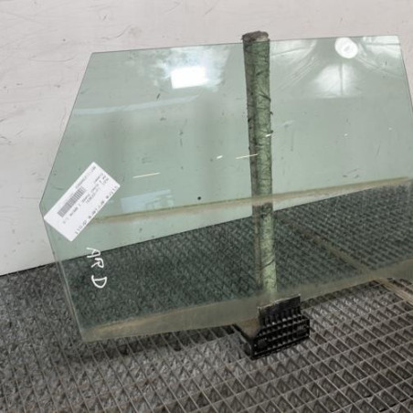Vitre arriere droit AUDI A4 2