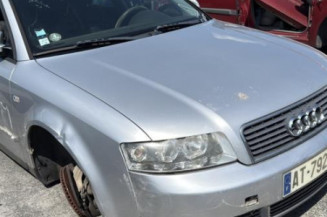 Vitre arriere droit AUDI A4 2