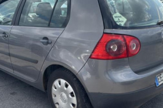 Vitre arriere gauche VOLKSWAGEN GOLF 5