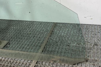 Vitre avant droit VOLKSWAGEN GOLF 5