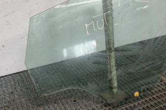 Vitre arriere droit FORD FIESTA 6