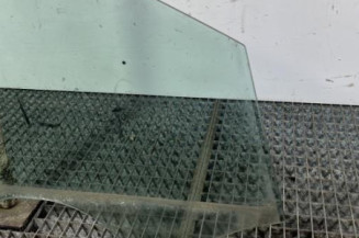 Vitre avant droit VOLKSWAGEN POLO 5