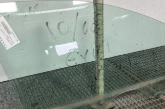 Vitre avant droit VOLKSWAGEN POLO 5