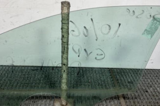 Vitre avant droit VOLKSWAGEN POLO 5