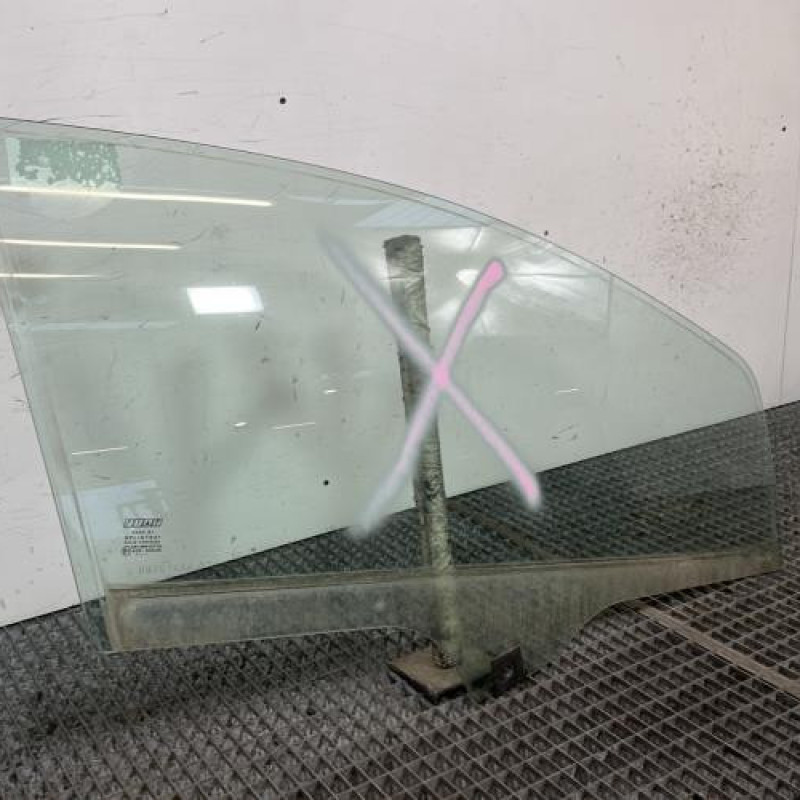 Vitre avant droit FIAT GRANDE PUNTO Photo n°3