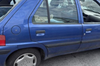 Optique avant principal droit (feux)(phare) PEUGEOT 106