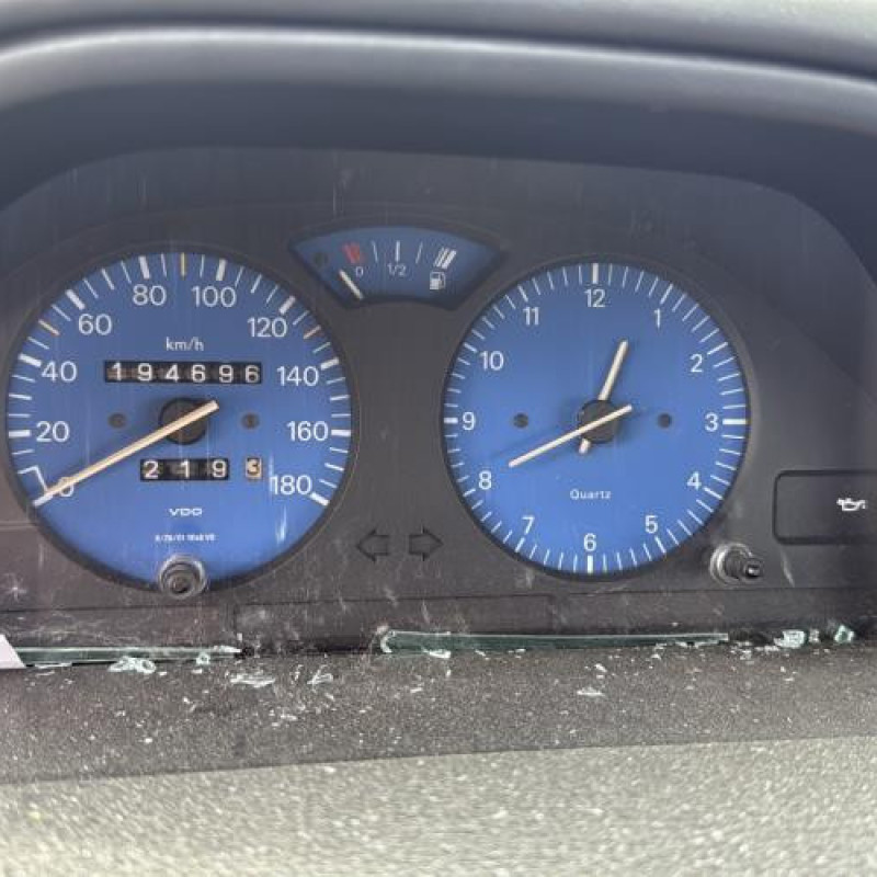 Optique avant principal droit (feux)(phare) PEUGEOT 106 Photo n°20