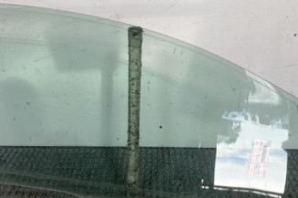 Vitre avant gauche PEUGEOT 207