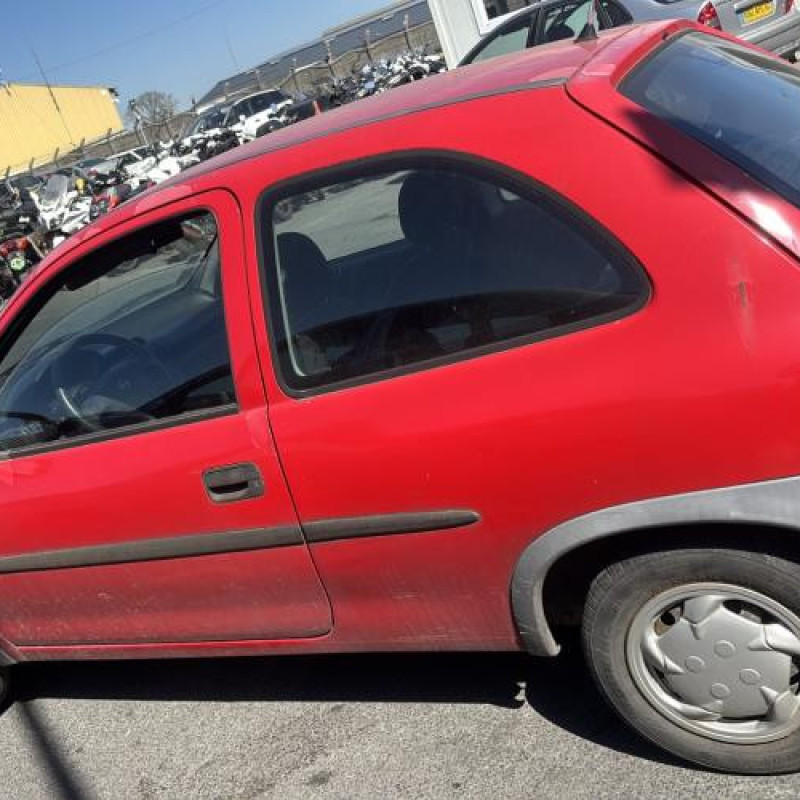 Optique avant principal droit (feux)(phare) OPEL CORSA B Photo n°10