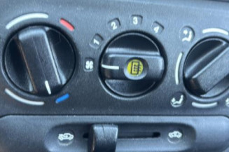 Optique avant principal droit (feux)(phare) OPEL CORSA B