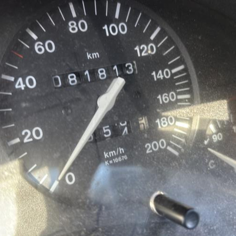 Optique avant principal droit (feux)(phare) OPEL CORSA B Photo n°19