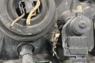 Optique avant principal droit (feux)(phare) RENAULT CLIO 2