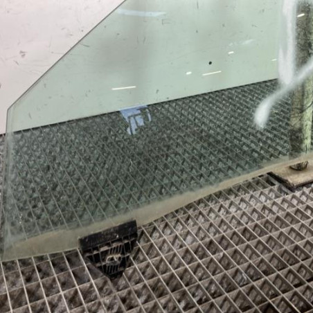 Vitre avant gauche AUDI A4 2