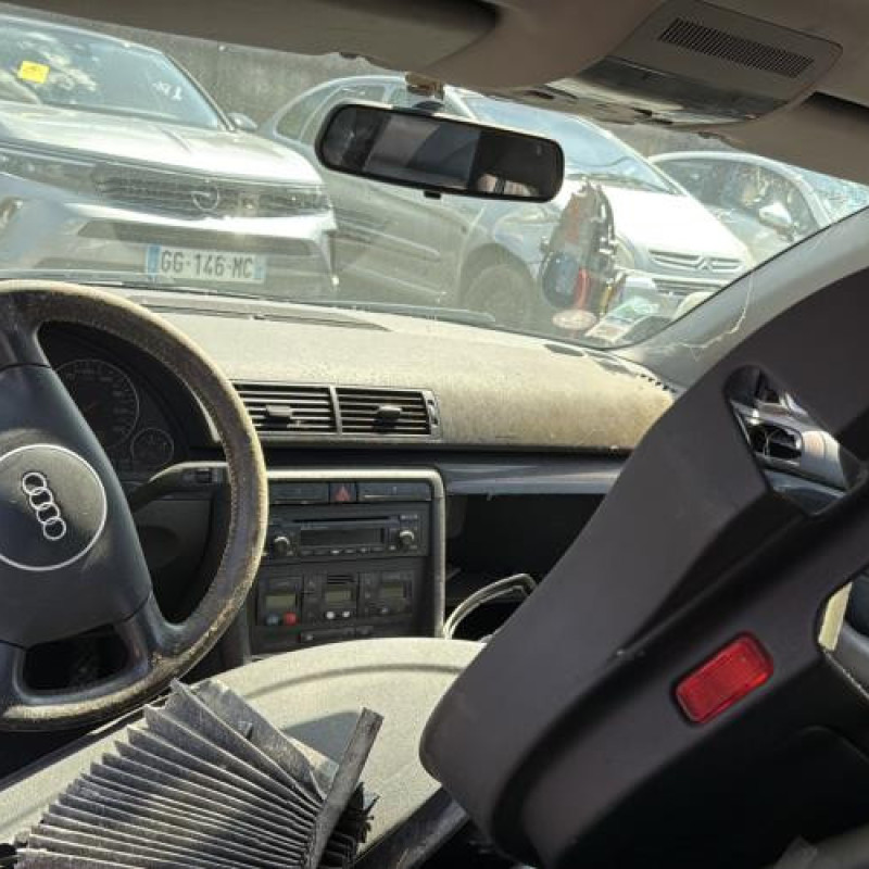 Vitre avant gauche AUDI A4 2 Photo n°19