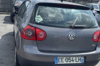 Vitre avant gauche VOLKSWAGEN GOLF 5