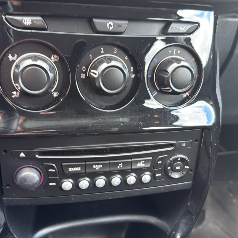 CITROEN C3 2 PHASE 1 1.4 HDI - 8V TURBO Photo n°28