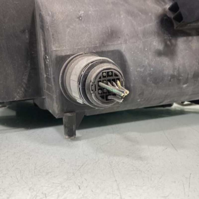 Optique avant principal gauche (feux)(phare) LANCIA YPSILON 4 Photo n°3