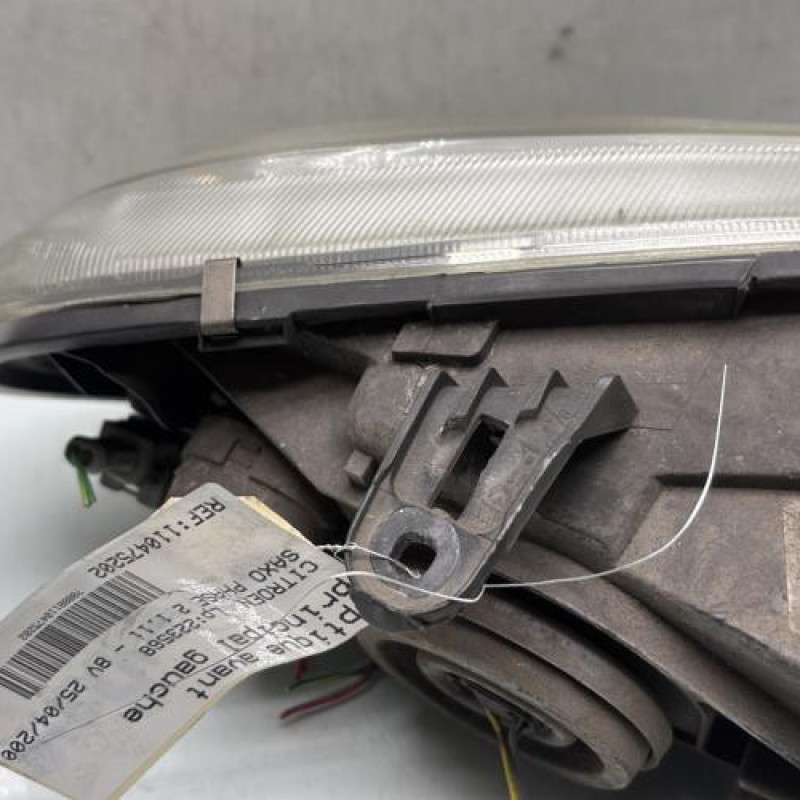 Optique avant principal gauche (feux)(phare) CITROEN SAXO Photo n°3