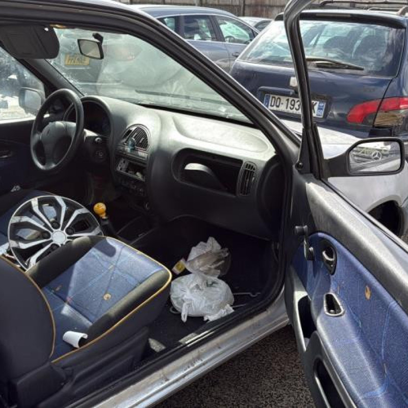 Optique avant principal gauche (feux)(phare) CITROEN SAXO Photo n°15