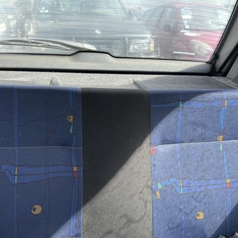 Optique avant principal gauche (feux)(phare) CITROEN SAXO Photo n°19