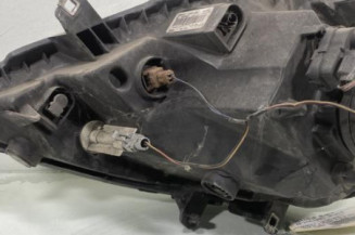 Optique avant principal droit (feux)(phare) RENAULT TRAFIC 2