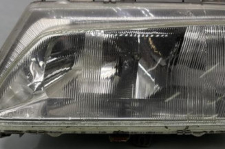 Optique avant principal gauche (feux)(phare) PEUGEOT 806 Photo n°1