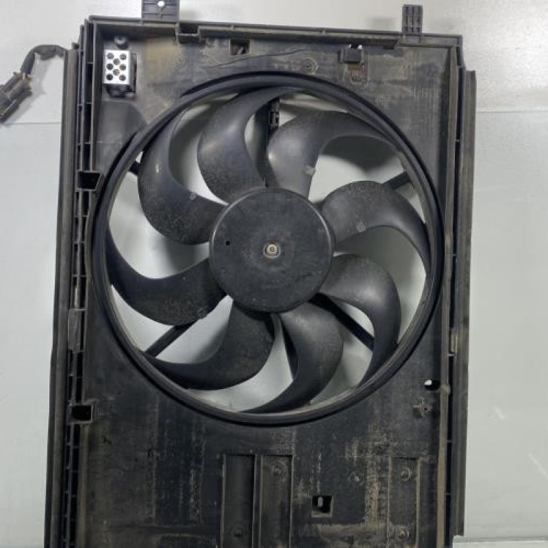 Moto ventilateur radiateur CITROEN C4 PICASSO 2 Photo n°3