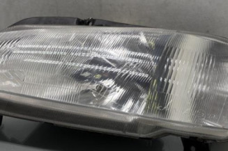 Optique avant principal gauche (feux)(phare) PEUGEOT 106 Photo n°1