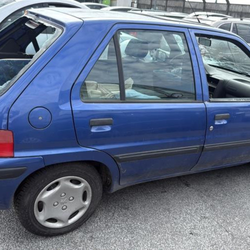 Optique avant principal gauche (feux)(phare) PEUGEOT 106 Photo n°11