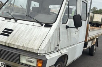 Optique avant secondaire gauche (feux)(clignotant) RENAULT MASTER 1