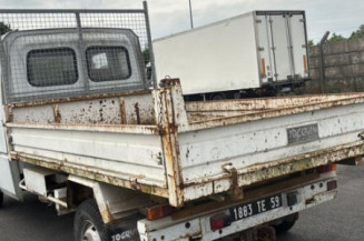 Optique avant secondaire gauche (feux)(clignotant) RENAULT MASTER 1