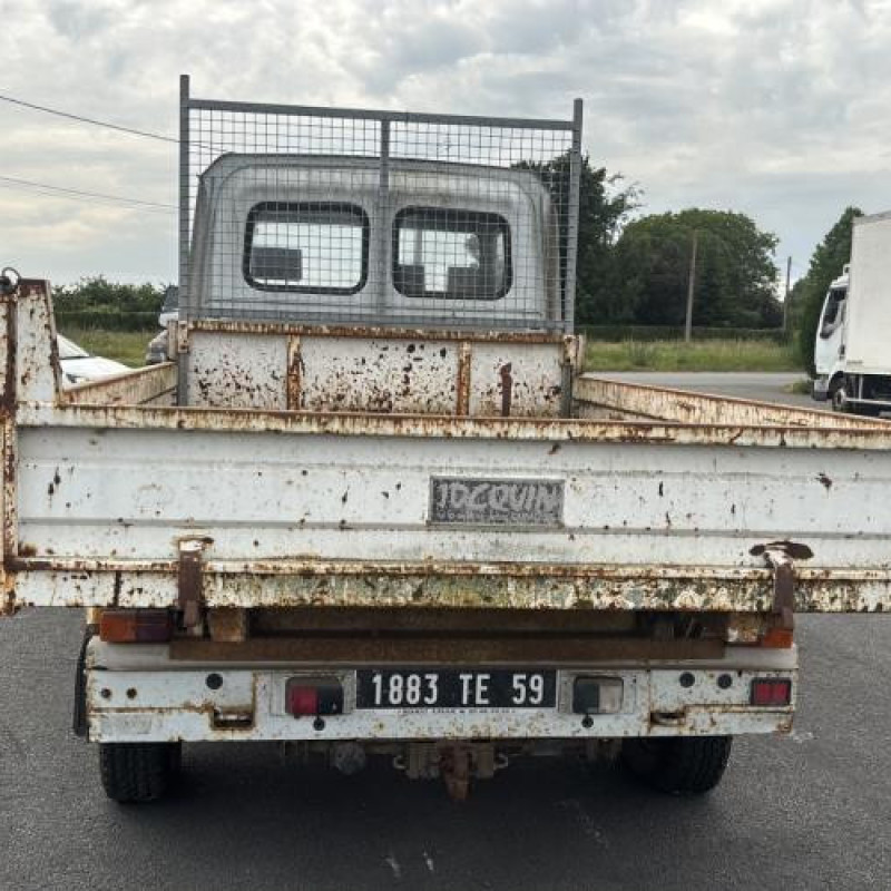 Optique avant secondaire gauche (feux)(clignotant) RENAULT MASTER 1 Photo n°10